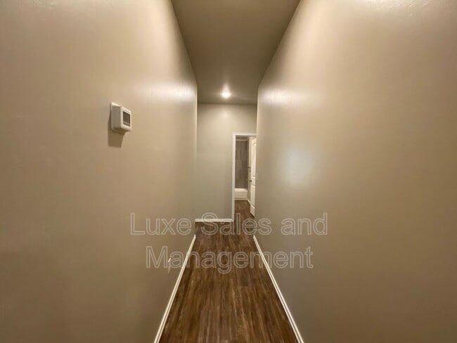 Building Photo - 5220 Oakwood Villa Ct