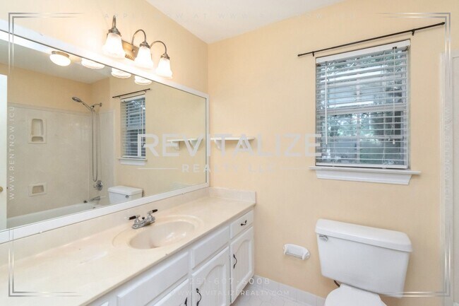 Building Photo - 2949 Cloverland Ct