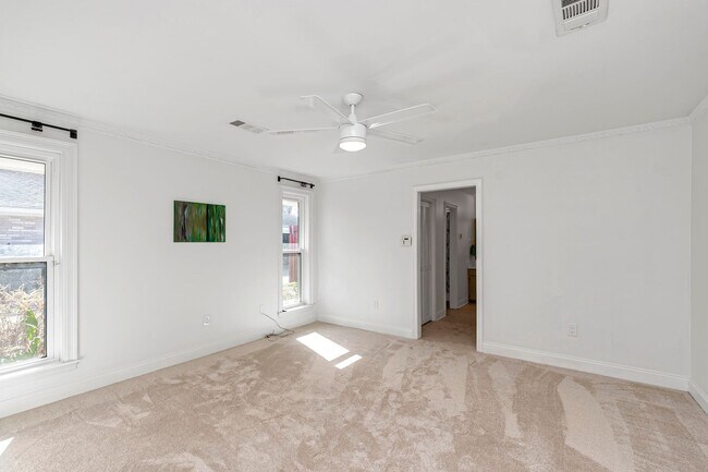 Building Photo - 4204 Pine Park Dr