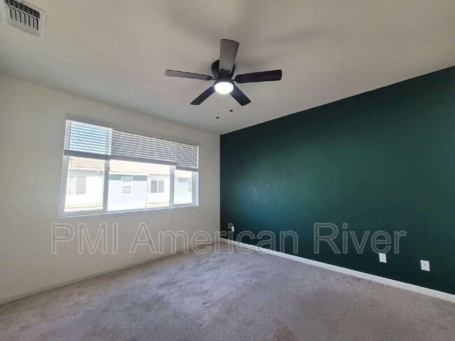 Building Photo - 3805 Amelia Rose Way