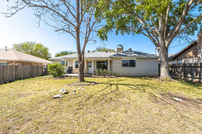 Building Photo - 178 Oakside