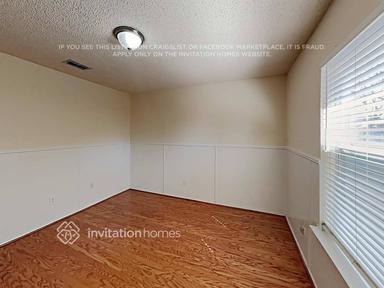 Building Photo - 2075 Paint Pony Ln