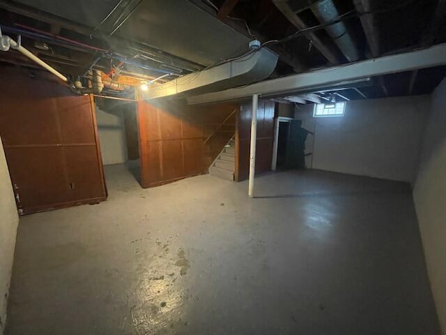 Building Photo - 9255 Heyden St