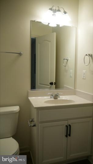 Building Photo - 2517 Drake Ln