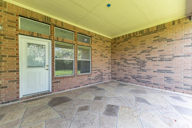 Building Photo - 14823 Yellow Begonia Dr