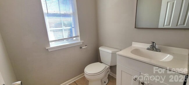 Building Photo - 4539 Springview Rd