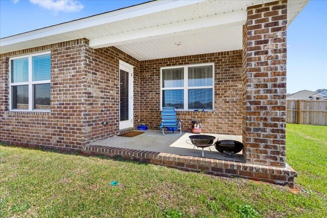 Building Photo - 3 Bed 2 Bath Home Lucedale City Limits