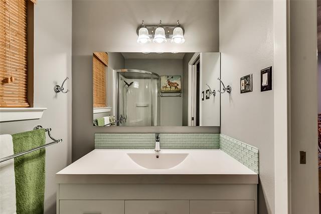 Building Photo - 8539 Bretshire Dr
