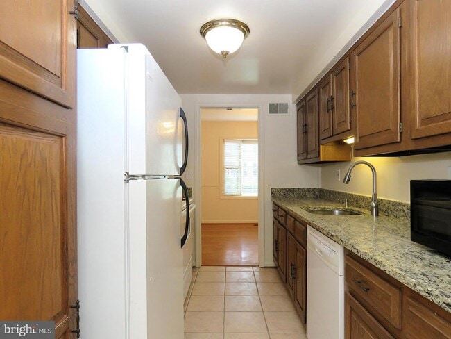 Building Photo - 9226 Bailey Ln