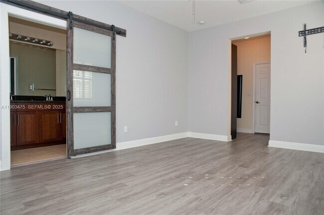 Building Photo - 14620 SW 15th St