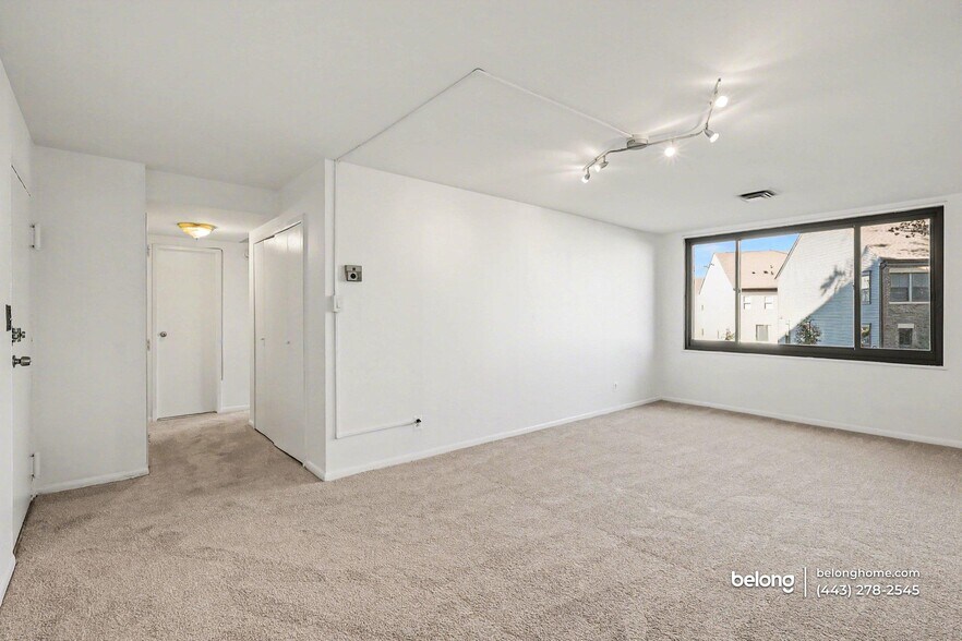 Building Photo - 3450 Toledo Ter