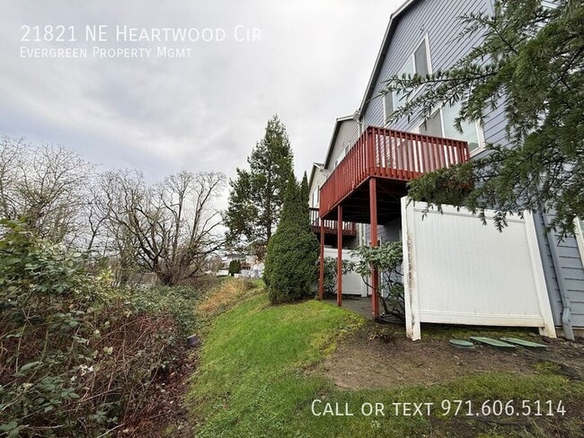 Building Photo - 21821 NE Heartwood Cir