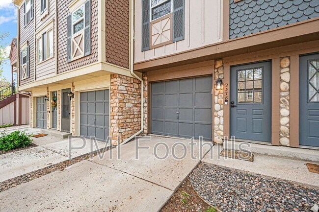 Building Photo - 2578 E Nichols Cir