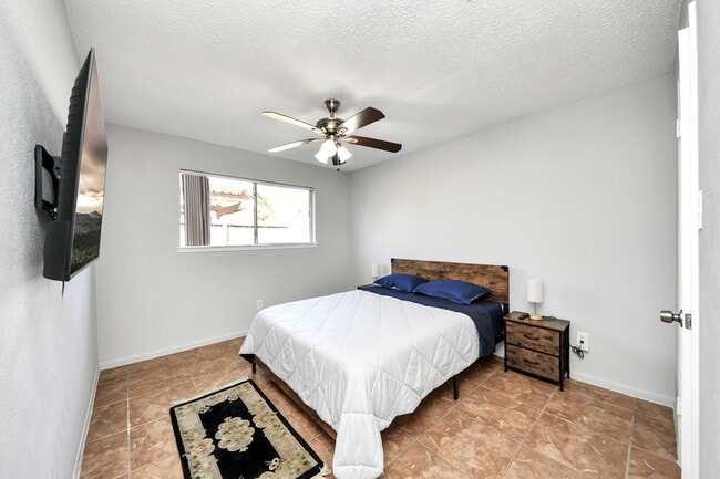 Building Photo - 11726 Lima Dr