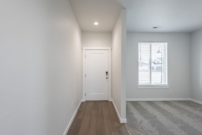Building Photo - Brand New 4 Bed 2.5 Bath House in Star