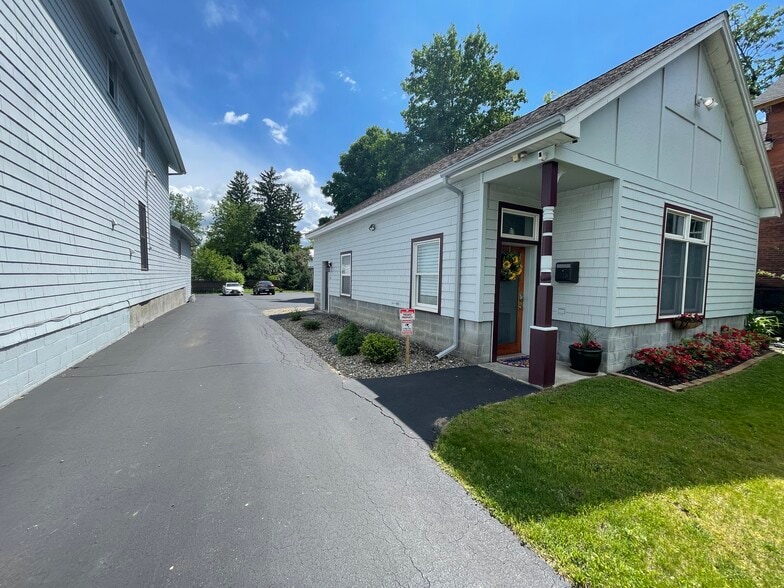 Ample parking - 140 Church St
