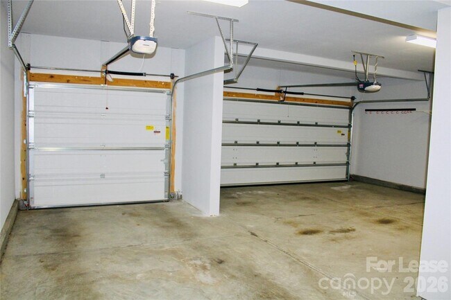 Building Photo - 11262 Serenity Farm Dr