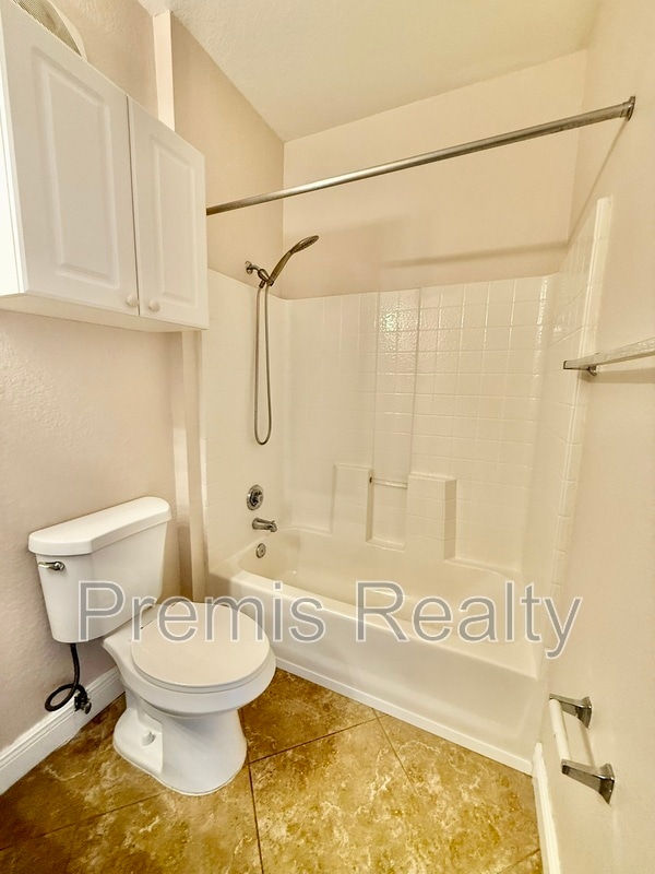 Building Photo - 2738 Via Tivoli