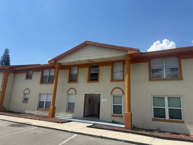 Building Photo - Spacious unit in Essex Park Condo, Kissimmee