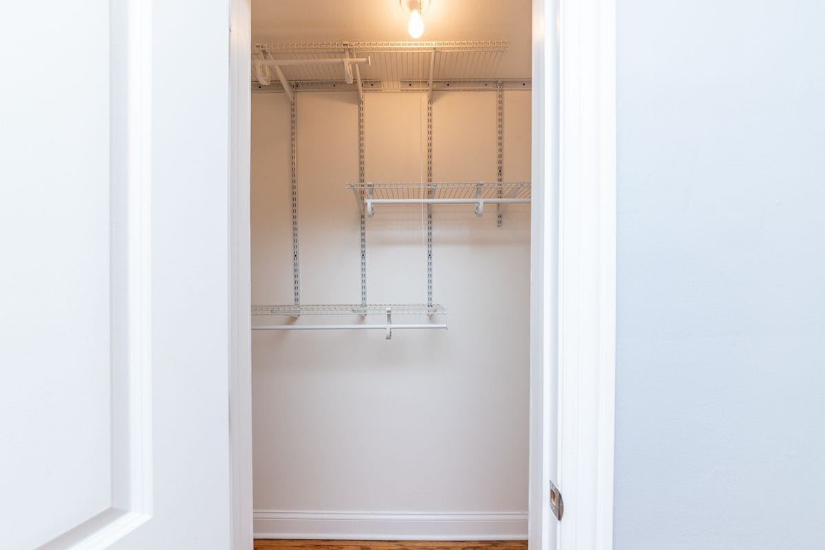 Building Photo - 227 Custer Ave