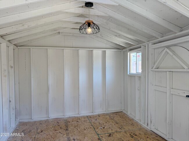 Building Photo - 2358 E Peach Tree Dr