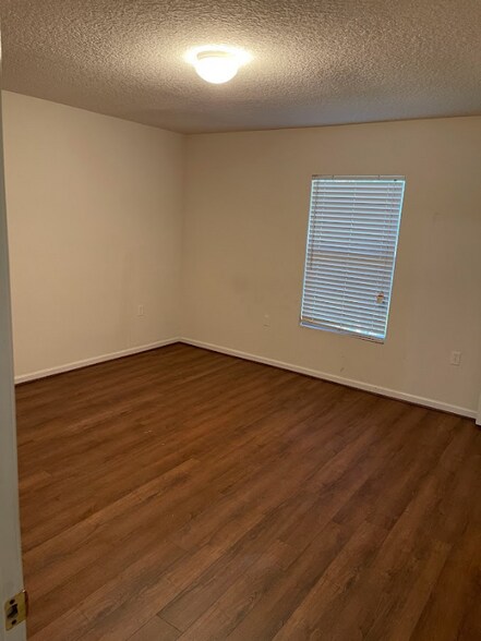 Building Photo - 1000 Smithfield St