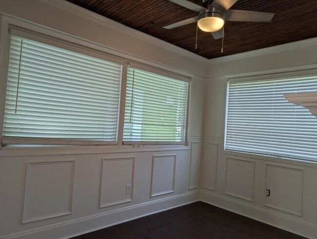 Building Photo - 2905 Griffin Ave