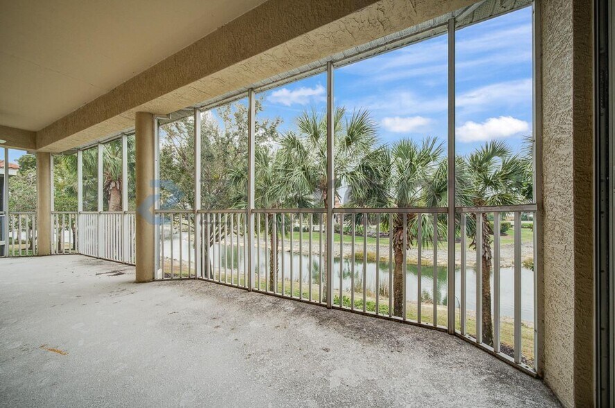 Building Photo - 5111 W Hyde Park Ct