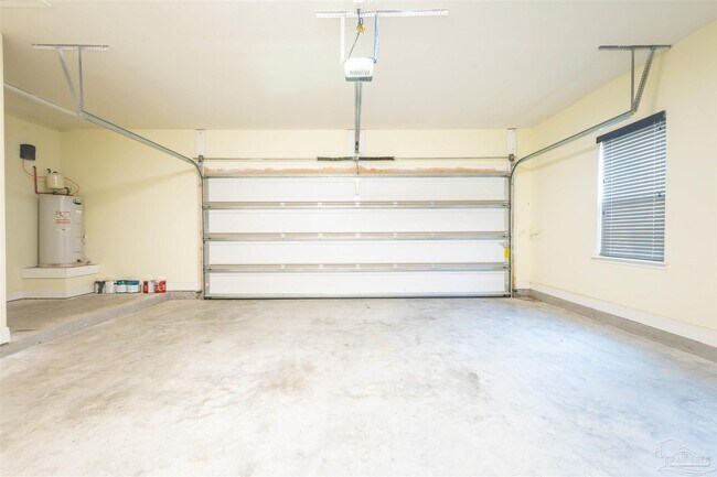 Building Photo - 3934 Fielding Ct