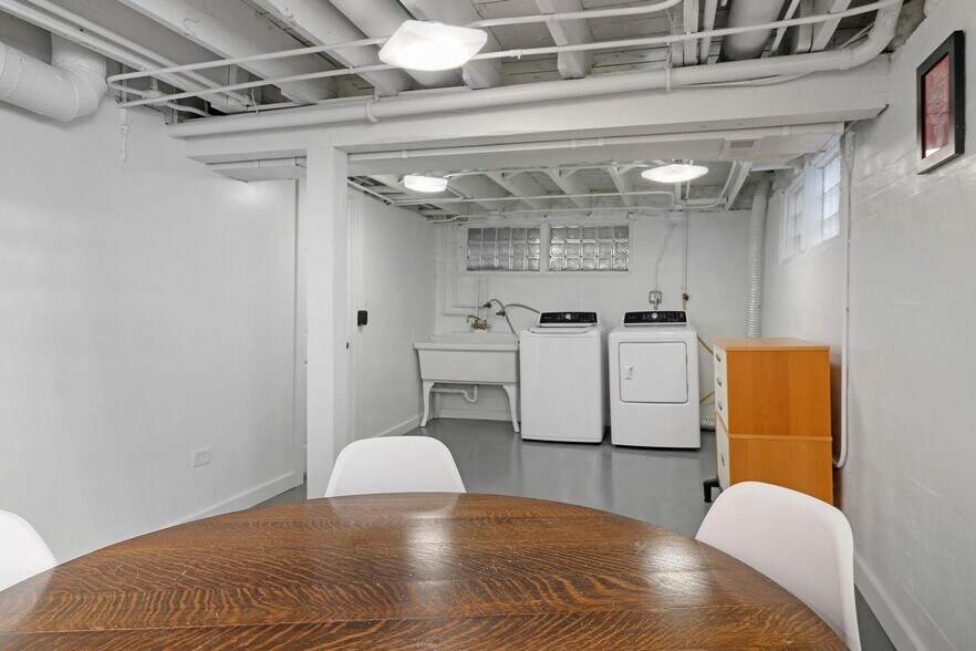 Building Photo - 1317 N Jackson St