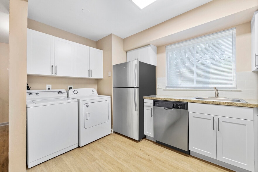 Christine 180 Exton Somers Point NJ-online-23Retouched (photoshopped appliances) - Mystic Point