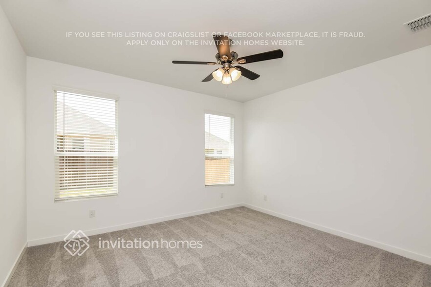 Building Photo - 312 Sedalia Trl