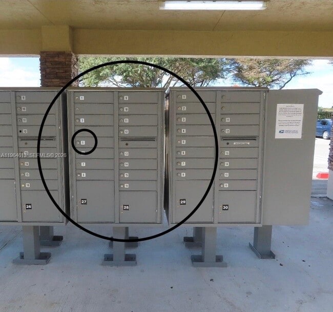 Building Photo - 3398 NE 9th Dr