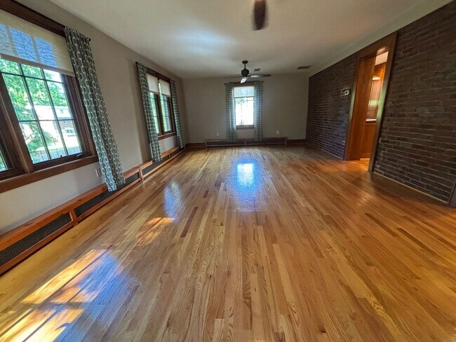 Building Photo - REDUCED Grandin Court Tudor with 3 Bedrooms and 2.5 Baths - EV Charging Station