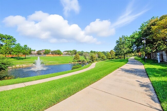 Building Photo - 10222 Thornmont Ln