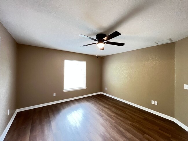Building Photo - 3 BD/2BA Home in Beautiful Ocala!!!