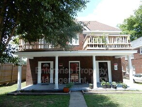Building Photo - 2360 Forest Ave