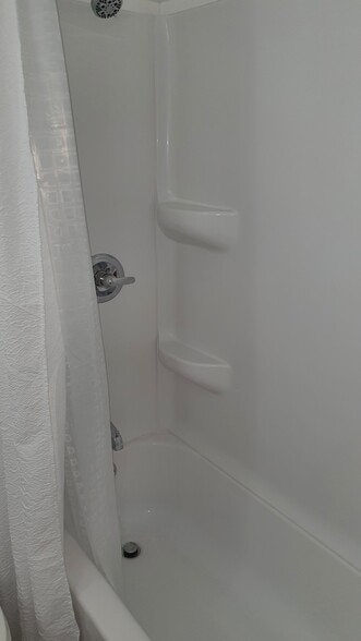 Bathroom for room 2 - 89 N Main St