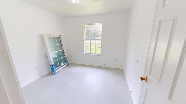Building Photo - 1112 Pinder Ln
