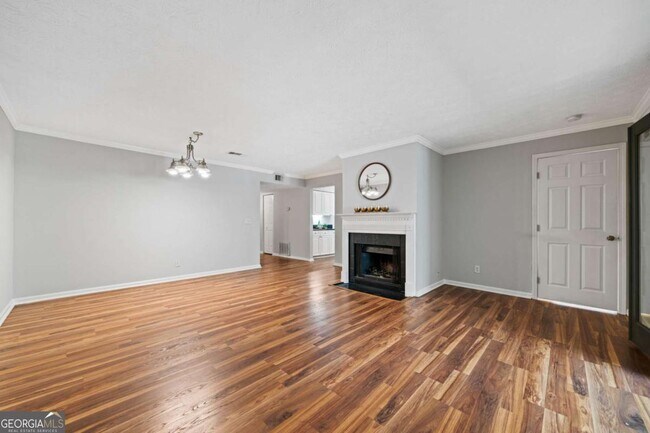 Building Photo - 717 Beaufort Cir