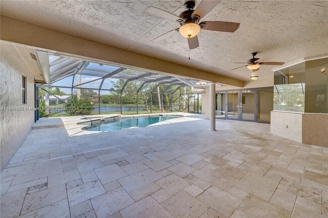 Building Photo - 1180 Manor Ct