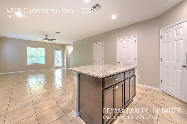 Building Photo - 4818 Chatterton Way