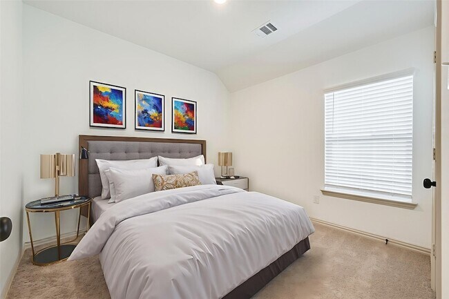 Building Photo - 5232 Springlake Pkwy