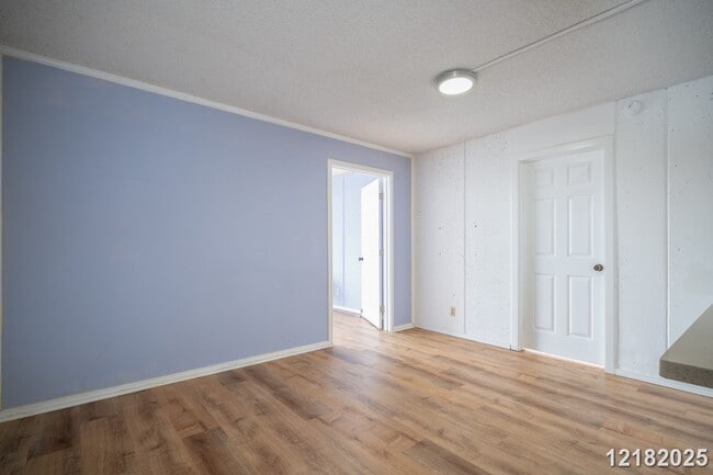 Building Photo - $2600 /1 Bed/ 1 Bath/ 1 Parking IN MILILANI