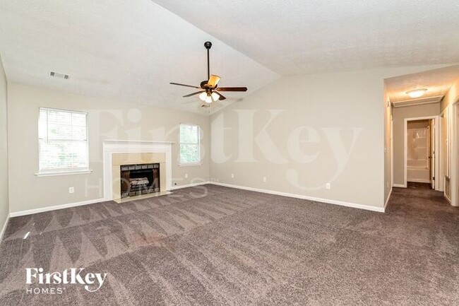 Building Photo - 130 Dunwick Ln