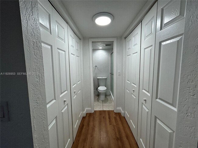 Building Photo - 250 Layne Blvd