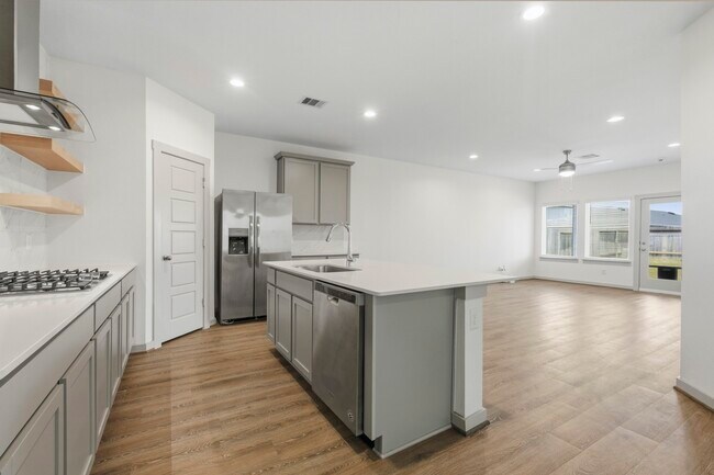 Building Photo - 12515 Newport Arch Ln