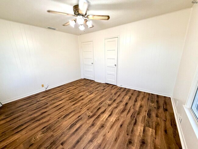 Building Photo - 157 FM 3393