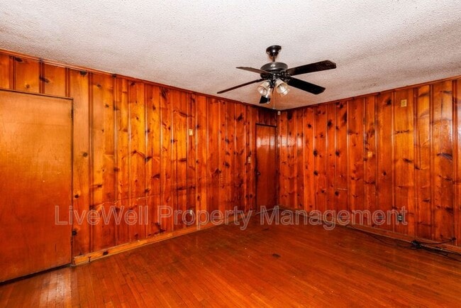 Building Photo - 4329 Harmon St