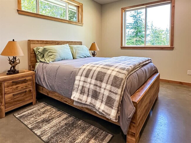 Building Photo - 1196 Place Rd